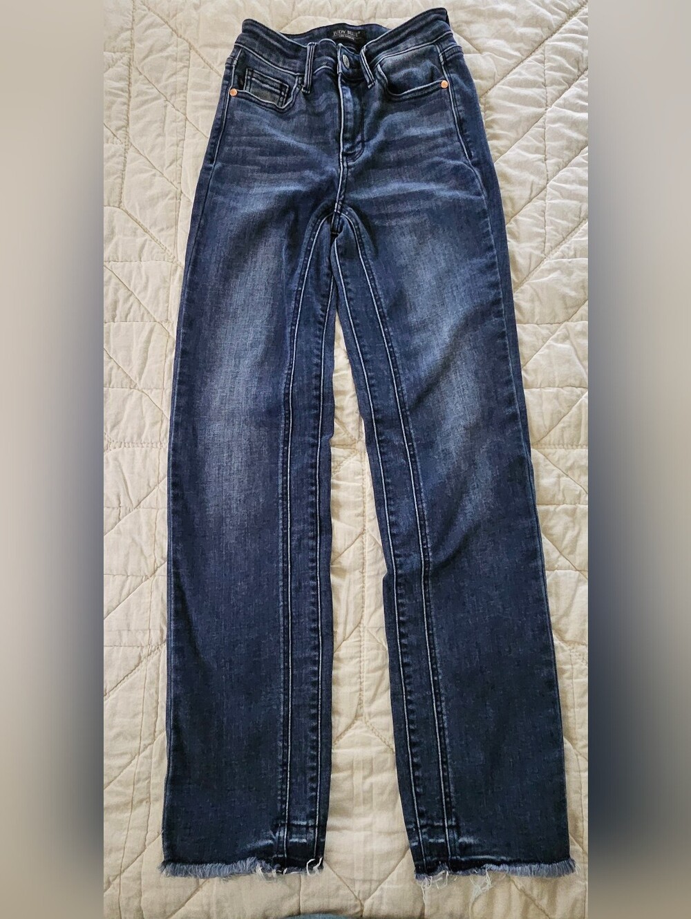Judy Blue- Tall Straight Fit Jeans- Size 0/24
